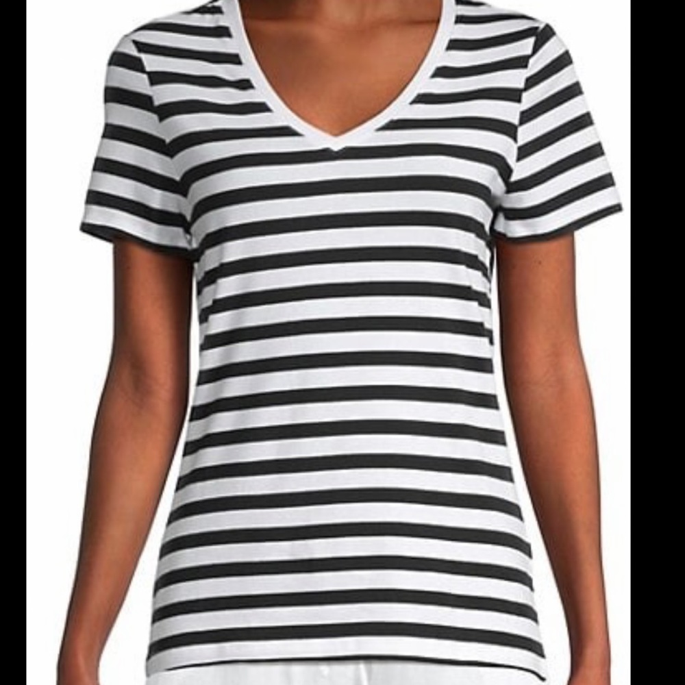 Gap t-shirt